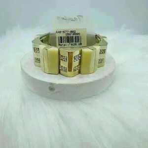 Fashion Statement big bracelet